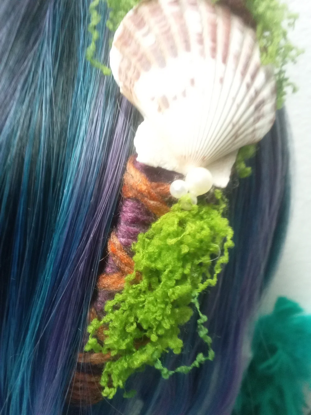 Seashell Pearl Moss Crown Headband